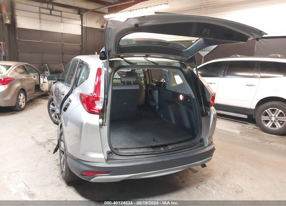 2018 HONDA CR-V LX VIN: 2HKRW6H3XJH201061