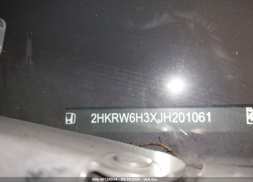 2018 HONDA CR-V LX VIN: 2HKRW6H3XJH201061