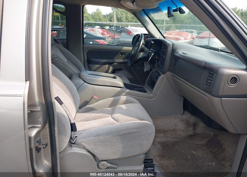 2003 CHEVROLET SUBURBAN 1500 LS VIN: 3GNFK16Z53G325377