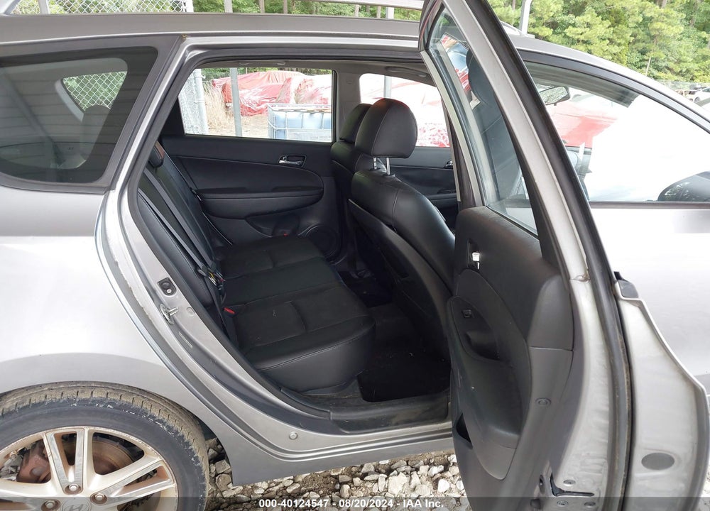 2011 HYUNDAI ELANTRA TOURING SE VIN: KMHDC8AE9BU108237