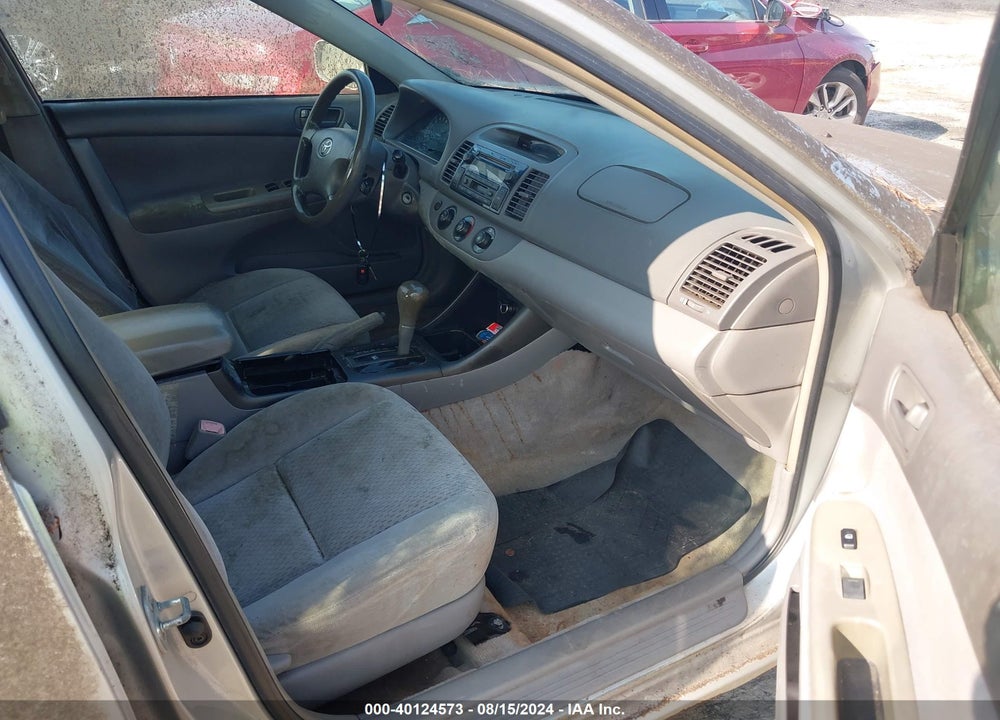 2004 TOYOTA CAMRY LE VIN: 4T1BE32K94U289528