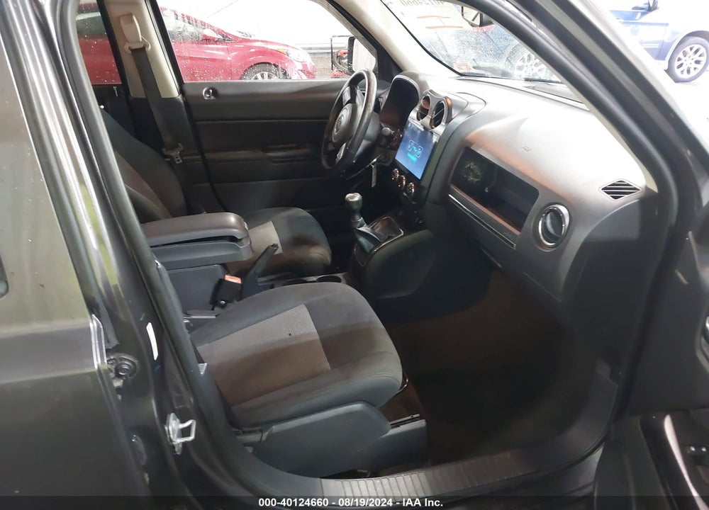 2014 JEEP PATRIOT LATITUDE VIN: 1C4NJPFB0ED894327