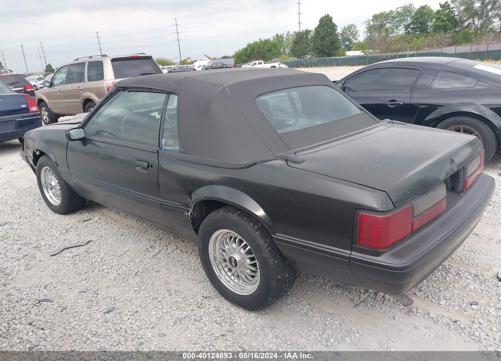 1993 FORD MUSTANG LX VIN: 1FACP44M9PF157147