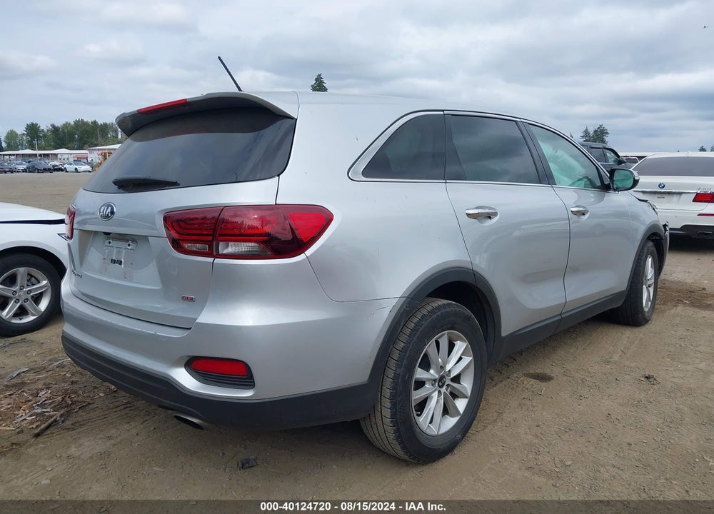 2019 KIA SORENTO 2.4L L VIN: 5XYPG4A34KG516823