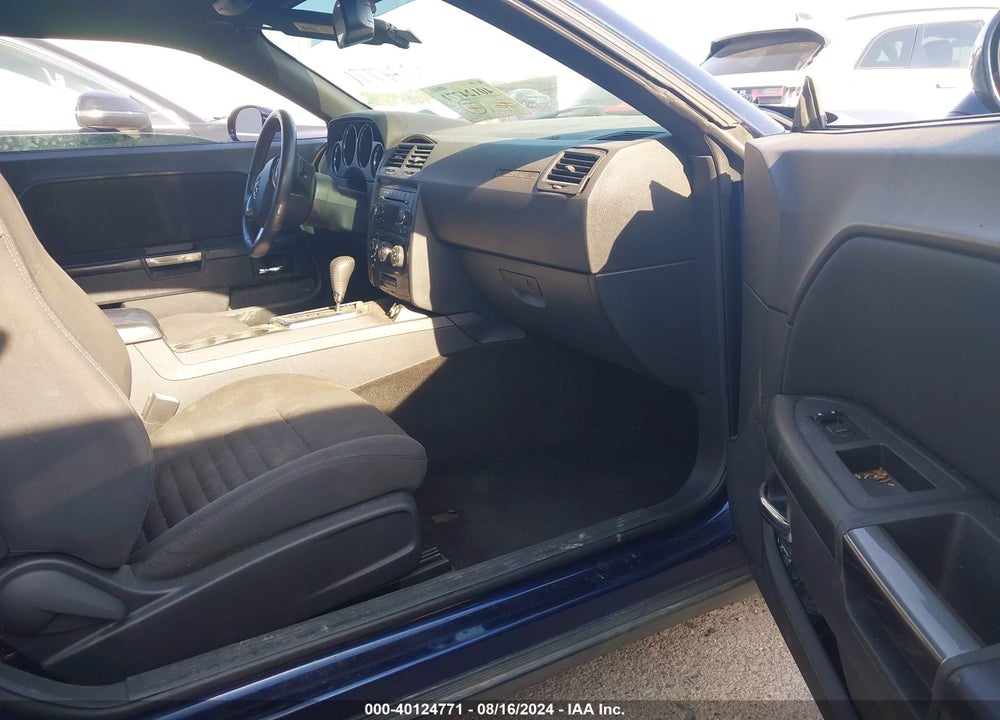 2013 DODGE CHALLENGER SXT VIN: 2C3CDYAG4DH596506