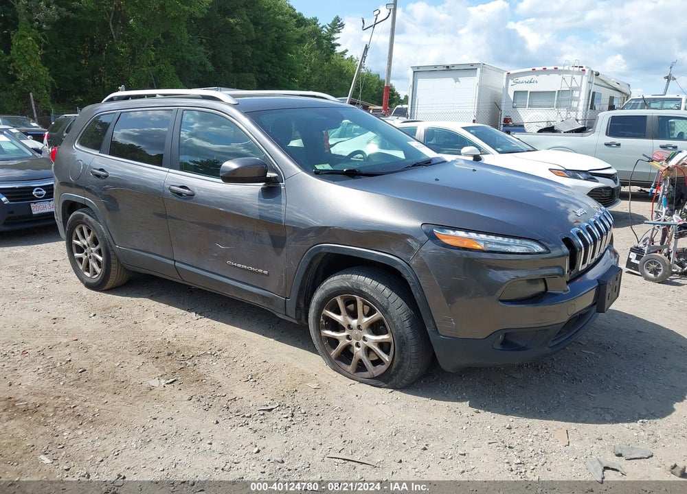 2017 JEEP CHEROKEE LATITUDE 4X4 VIN: 1C4PJMCBXHW636238