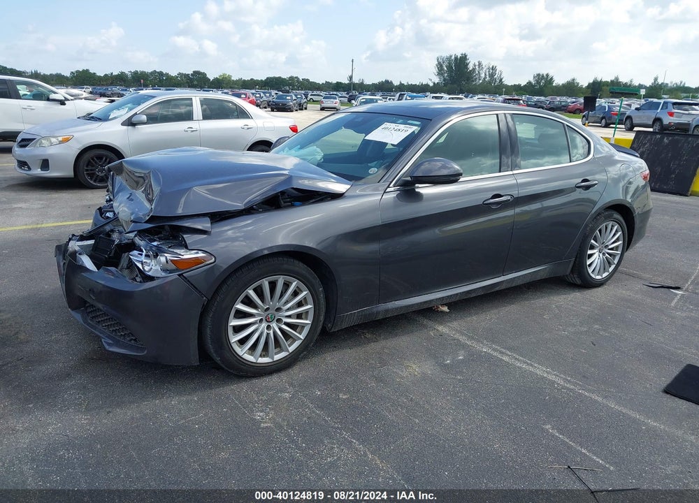 2021 ALFA ROMEO GIULIA RWD VIN: ZARFAMANXM7640342