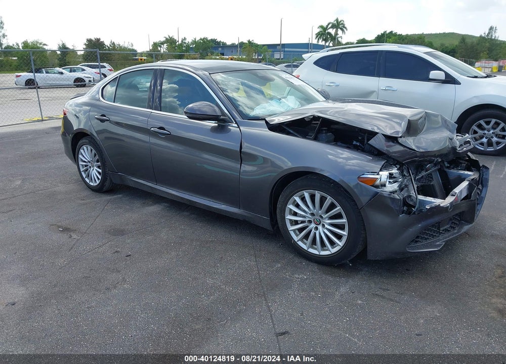 2021 ALFA ROMEO GIULIA RWD VIN: ZARFAMANXM7640342