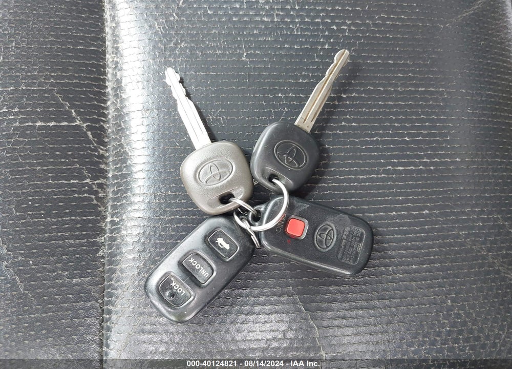 2003 TOYOTA CAMRY SE V6 VIN: JTDBF30K330146911