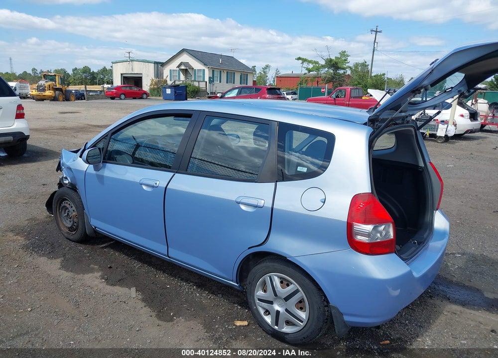 2008 HONDA FIT VIN: JHMGD38458S060544
