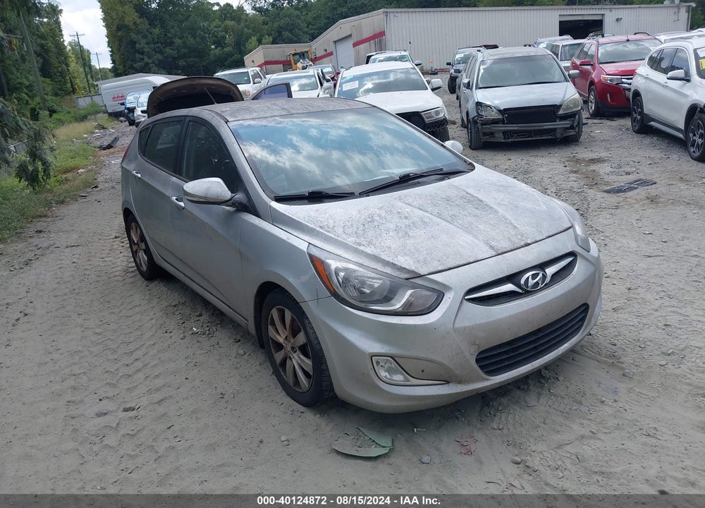2013 HYUNDAI ACCENT SE VIN: KMHCU5AE8DU138579