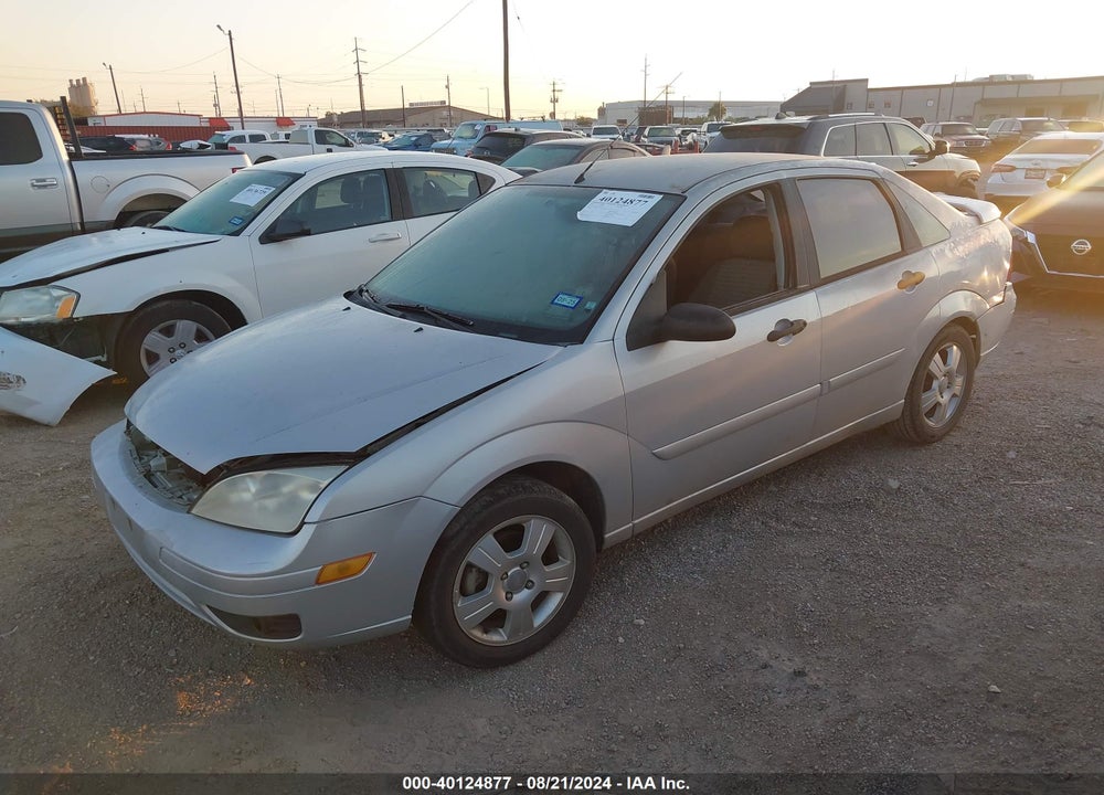 2005 FORD FOCUS ZX4 VIN: 1FAFP34N55W155652