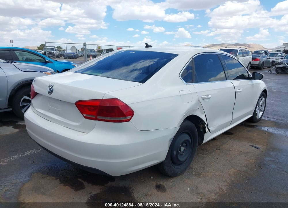 2012 VOLKSWAGEN PASSAT 2.5L SE VIN: 1VWBP7A38CC106525