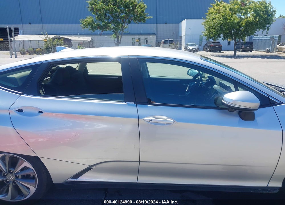2021 HONDA CLARITY PLUG-IN HYBRID VIN: JHMZC5F16MC002057