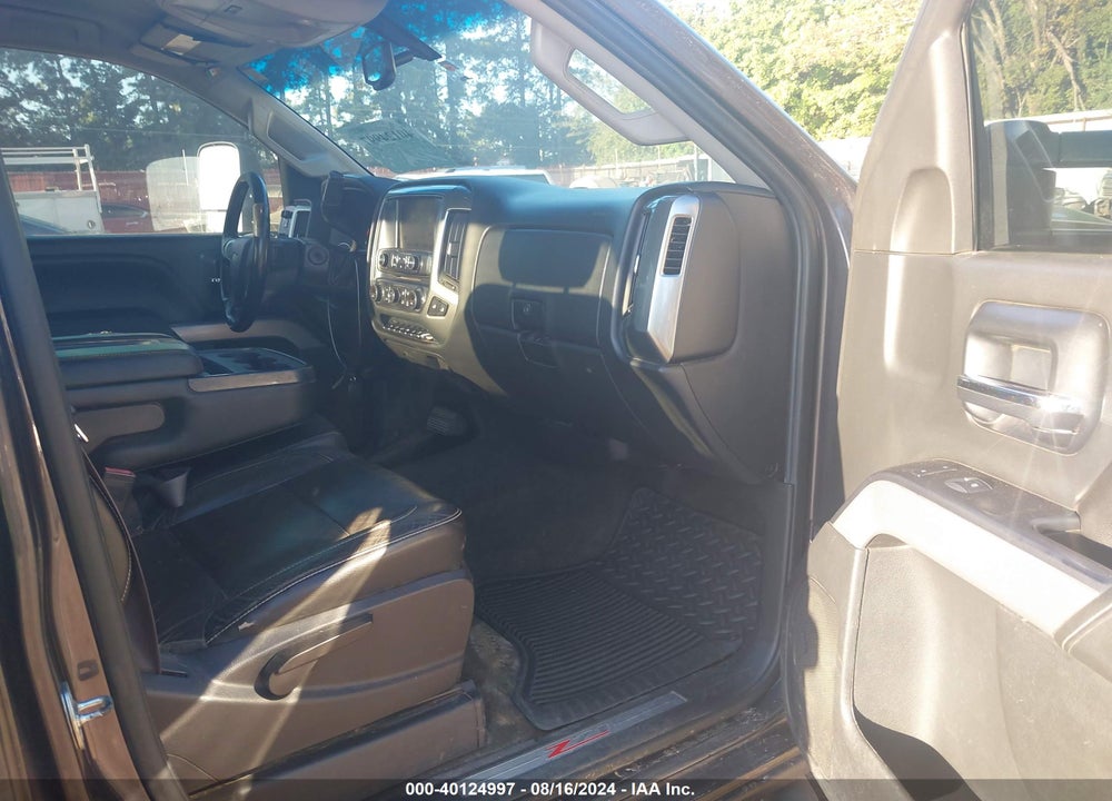 2015 CHEVROLET SILVERADO 2500HD VIN: 1GC1KVE8XFF141593