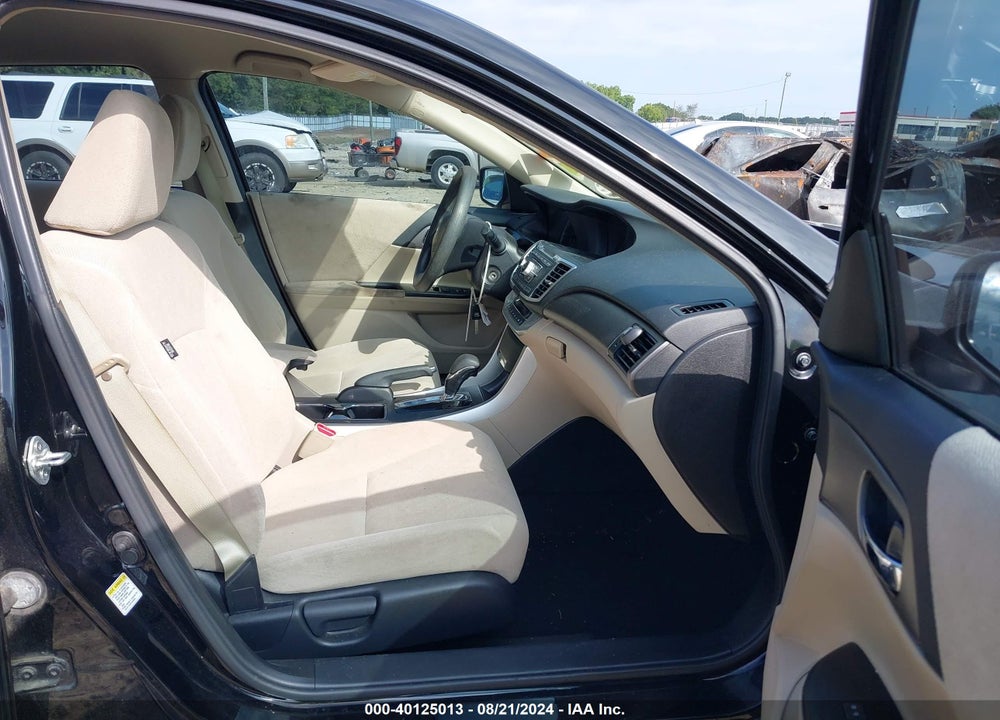 2013 HONDA ACCORD LX VIN: 1HGCR2F35DA199886