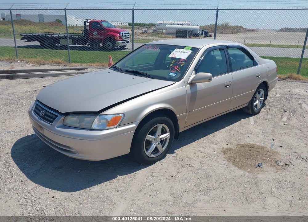 2000 TOYOTA CAMRY LE VIN: 4T1BG22KXYU987818