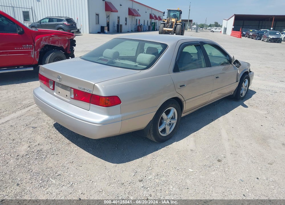 2000 TOYOTA CAMRY LE VIN: 4T1BG22KXYU987818