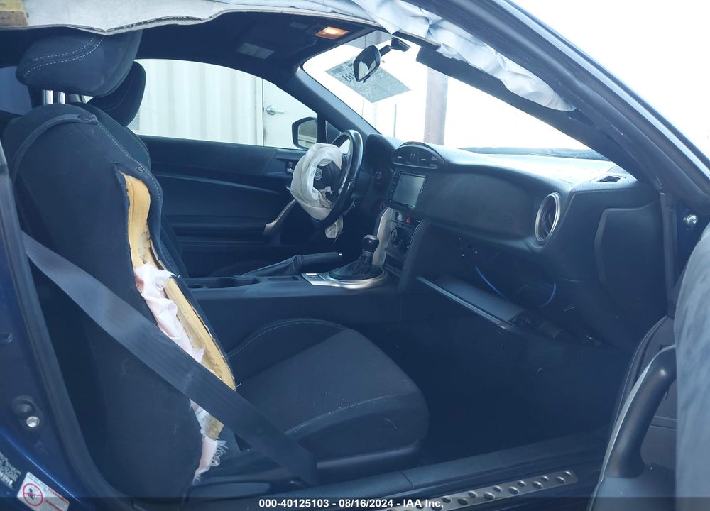 2017 TOYOTA 86 VIN: JF1ZNAA12H8706752