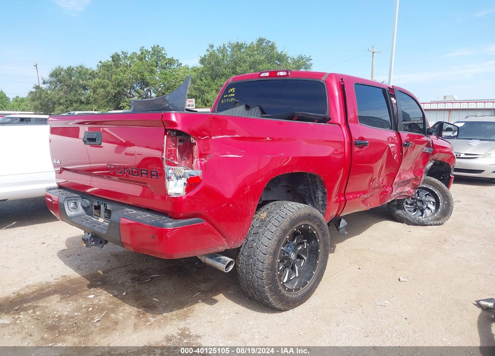 2018 TOYOTA TUNDRA PLATINUM 5.7L V8 VIN: 5TFAW5F11JX730766