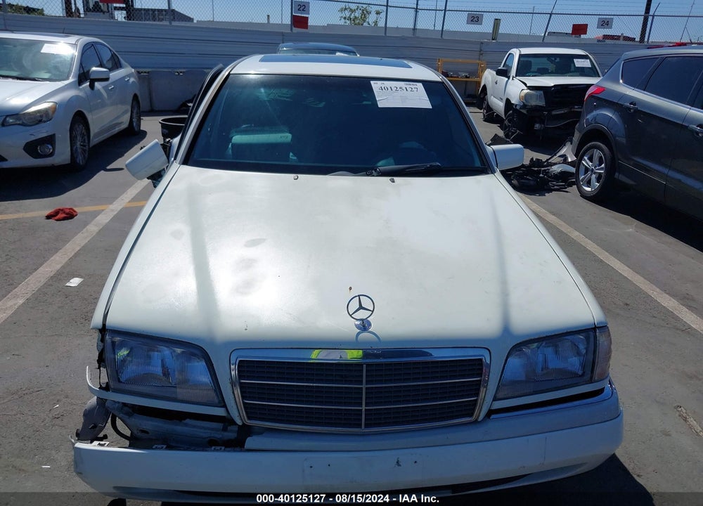 1996 MERCEDES-BENZ C 220 VIN: WDBHA22E8TF462066