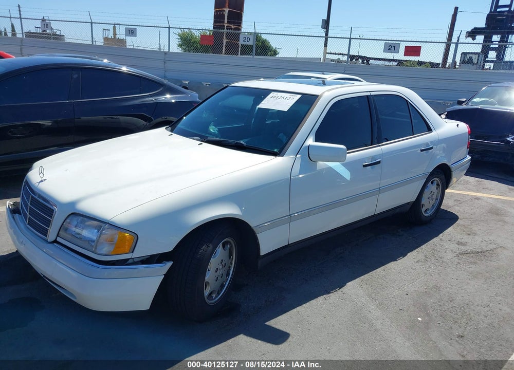 1996 MERCEDES-BENZ C 220 VIN: WDBHA22E8TF462066