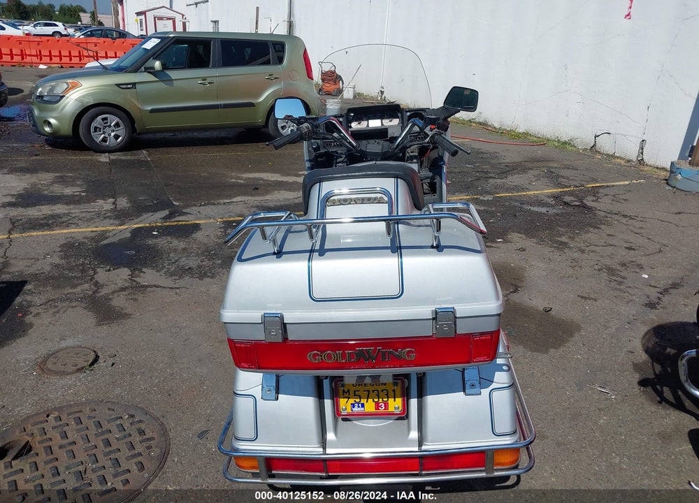 1985 HONDA GL1200 I VIN: 1HFSC1411FA122173