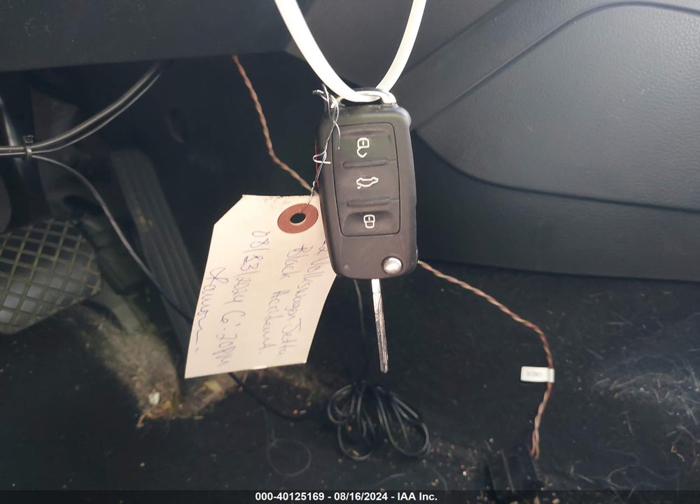 2012 VOLKSWAGEN JETTA 2.5L SE VIN: 3VWDP7AJ7CM349054
