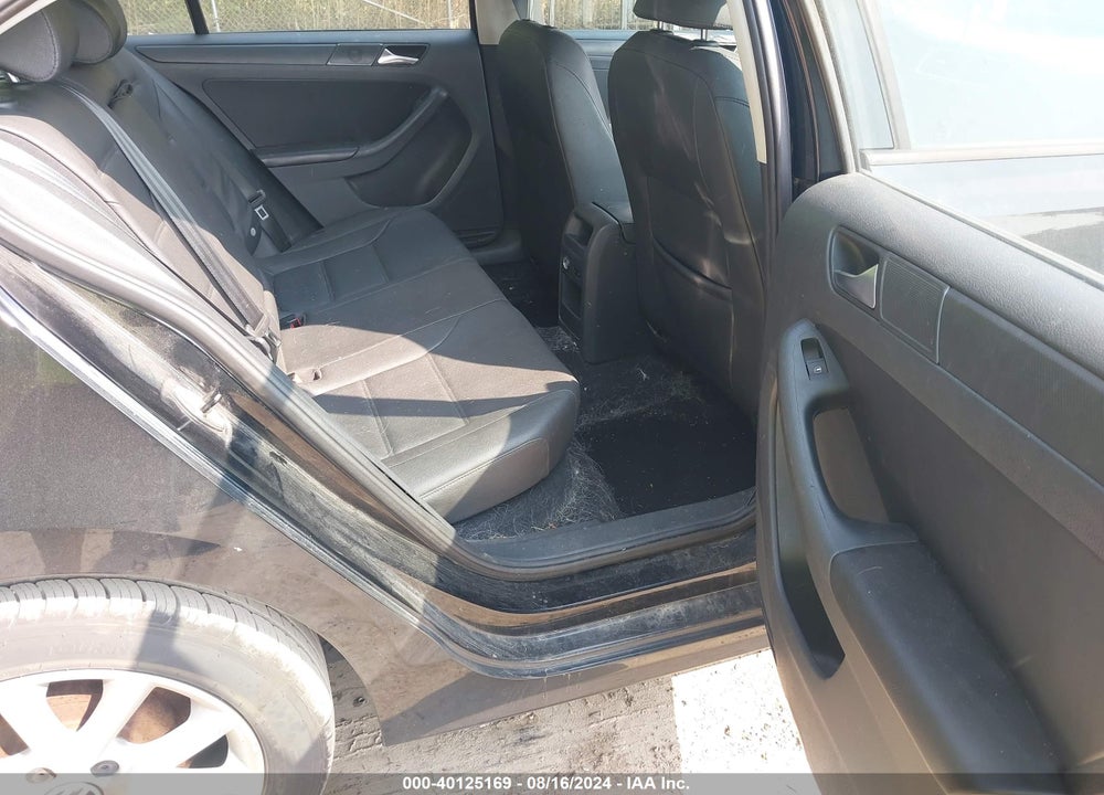 2012 VOLKSWAGEN JETTA 2.5L SE VIN: 3VWDP7AJ7CM349054