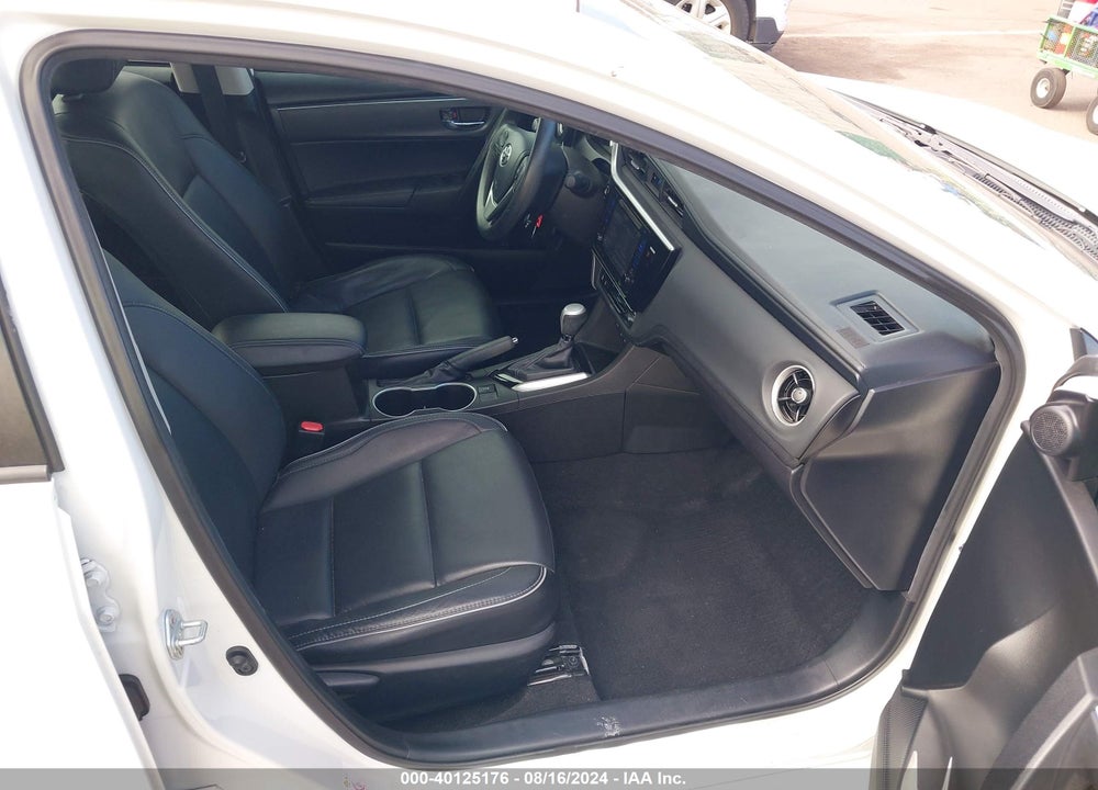 2017 TOYOTA COROLLA LE VIN: 5YFBURHE2HP606757