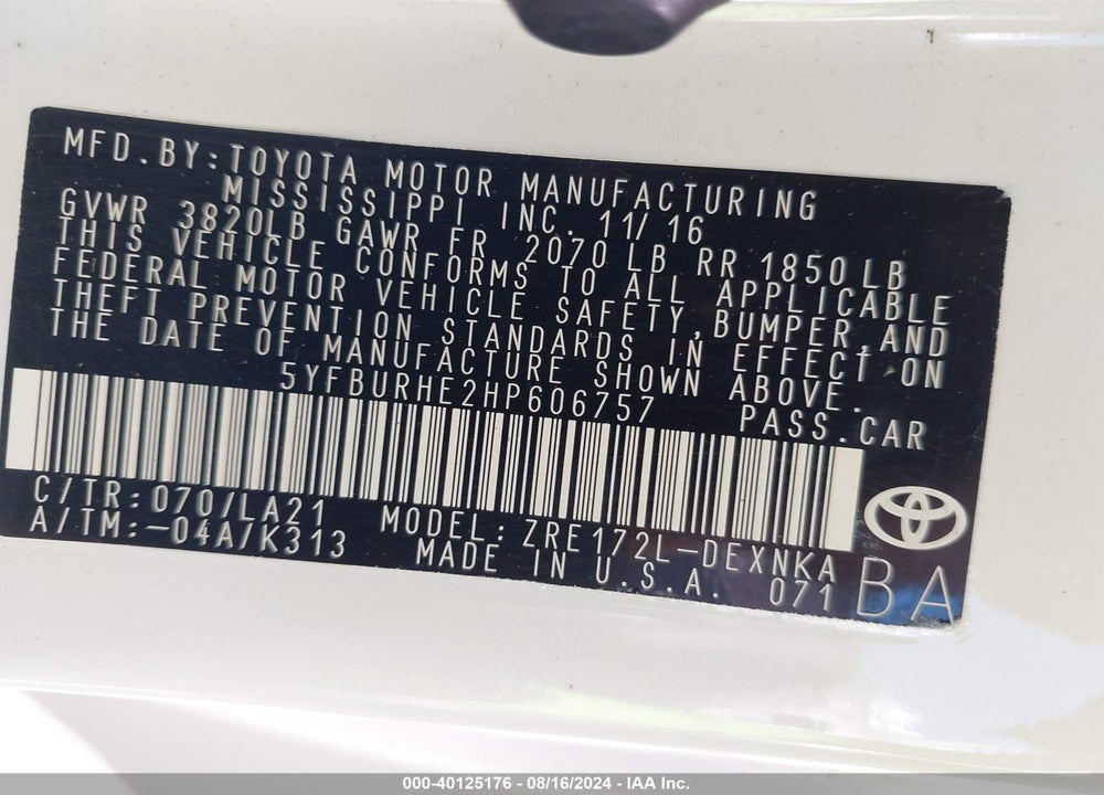 2017 TOYOTA COROLLA LE VIN: 5YFBURHE2HP606757