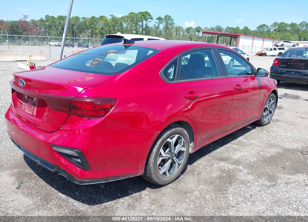 2021 KIA FORTE LXS VIN: 3KPF24AD1ME319286