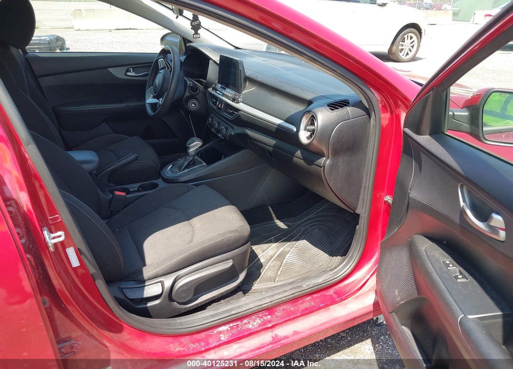 2021 KIA FORTE LXS VIN: 3KPF24AD1ME319286