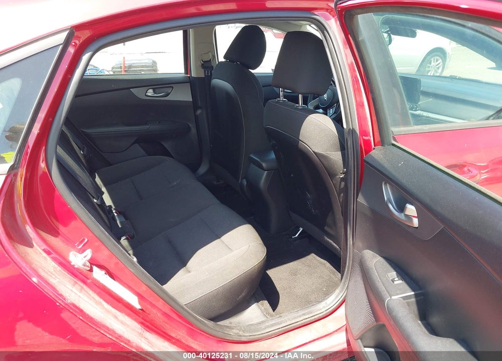2021 KIA FORTE LXS VIN: 3KPF24AD1ME319286