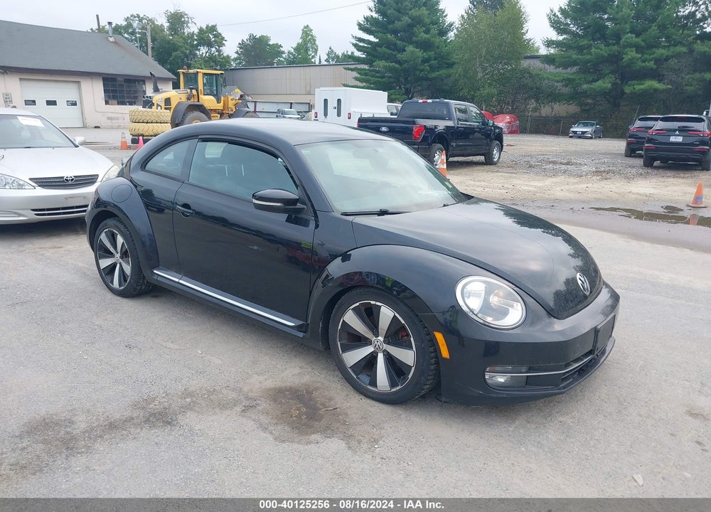2013 VOLKSWAGEN BEETLE 2.0T TURBO VIN: 3VWVA7AT1DM620893