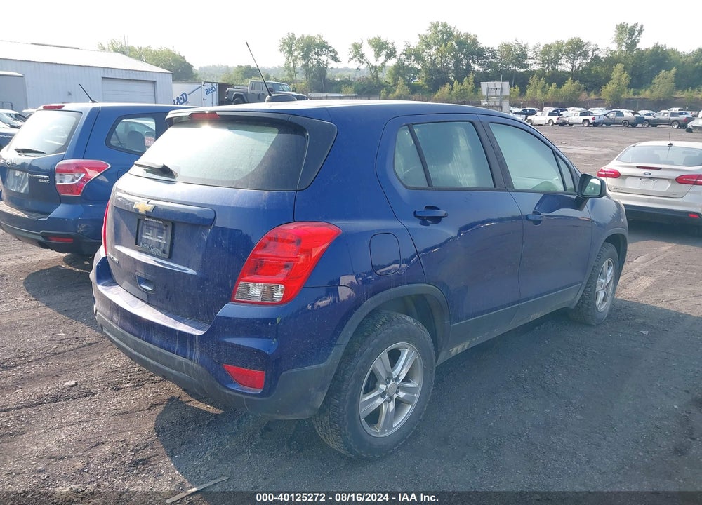 2017 CHEVROLET TRAX LS VIN: 3GNCJNSB3HL199332