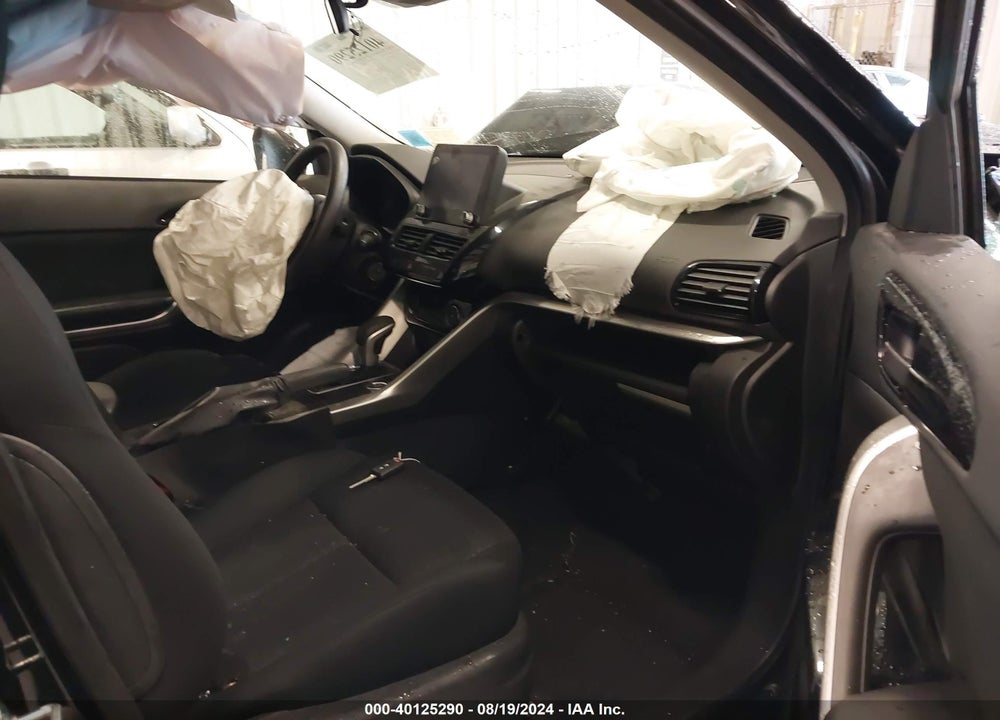 2023 MITSUBISHI ECLIPSE CROSS LE S-AWC/RALLIART S-AWC VIN: JA4ATVAA4PZ049489