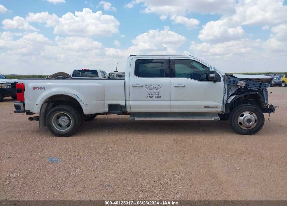 2024 FORD F-350 LARIAT VIN: 1FT8W3DT2REC12096