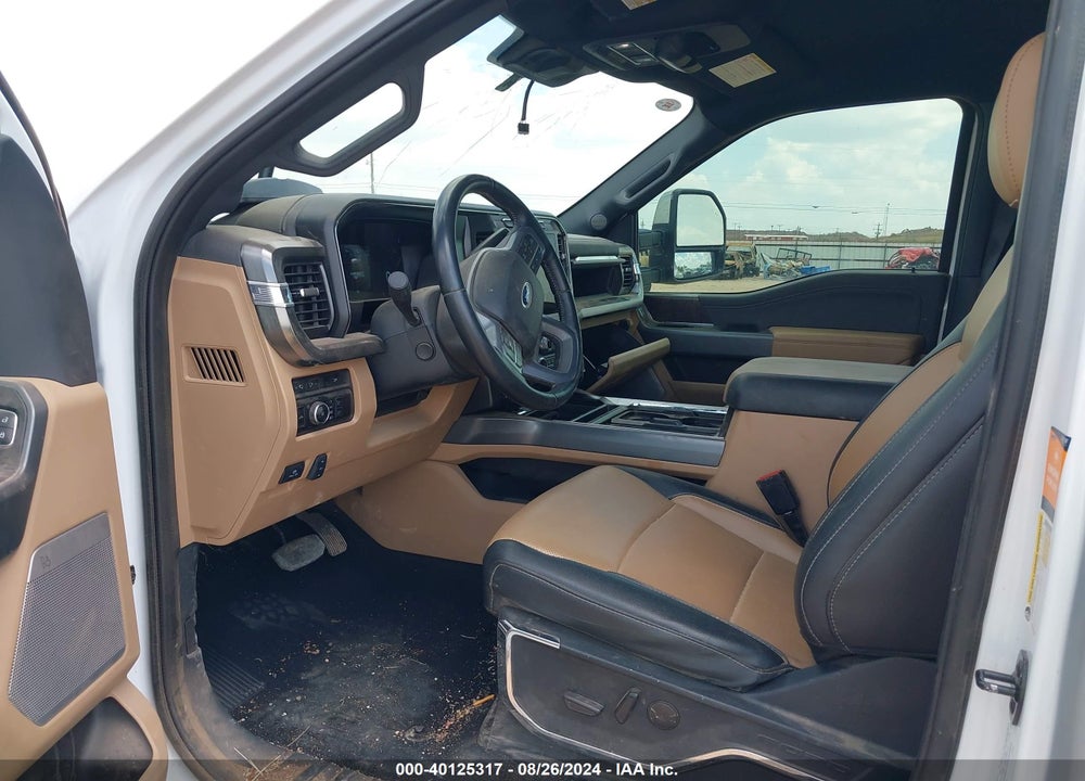 2024 FORD F-350 LARIAT VIN: 1FT8W3DT2REC12096