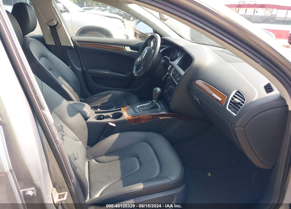 2011 AUDI A4 2.0T PREMIUM VIN: WAUFFAFL9BN023571