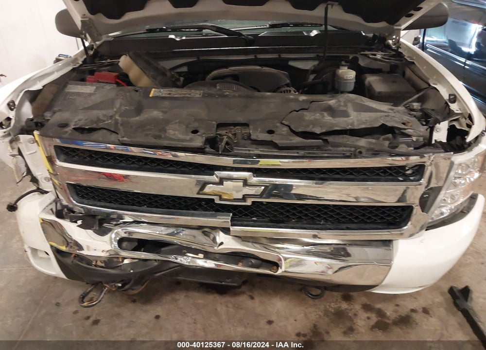 2011 CHEVROLET SILVERADO 1500 LT VIN: 3GCPKSE34BG159450
