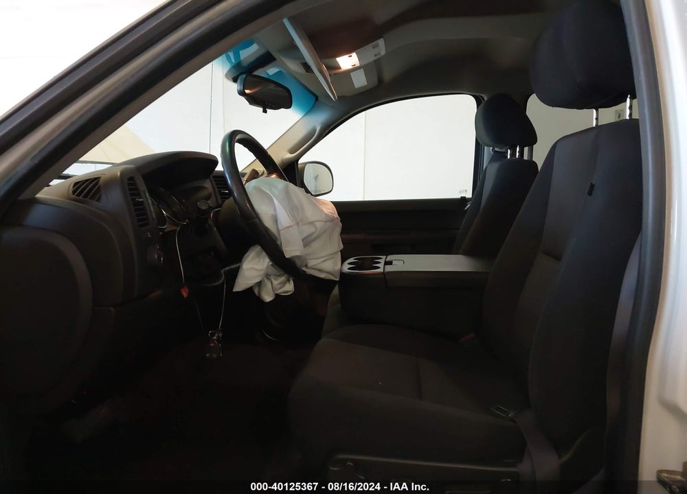 2011 CHEVROLET SILVERADO 1500 LT VIN: 3GCPKSE34BG159450