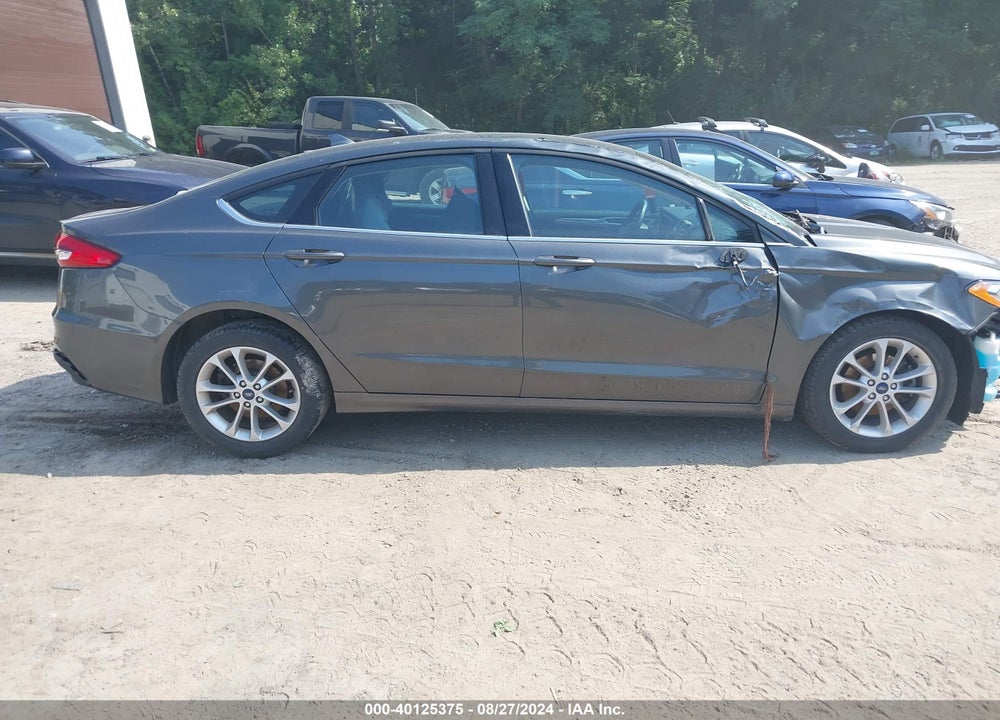 2019 FORD FUSION SE VIN: 3FA6P0H78KR122329