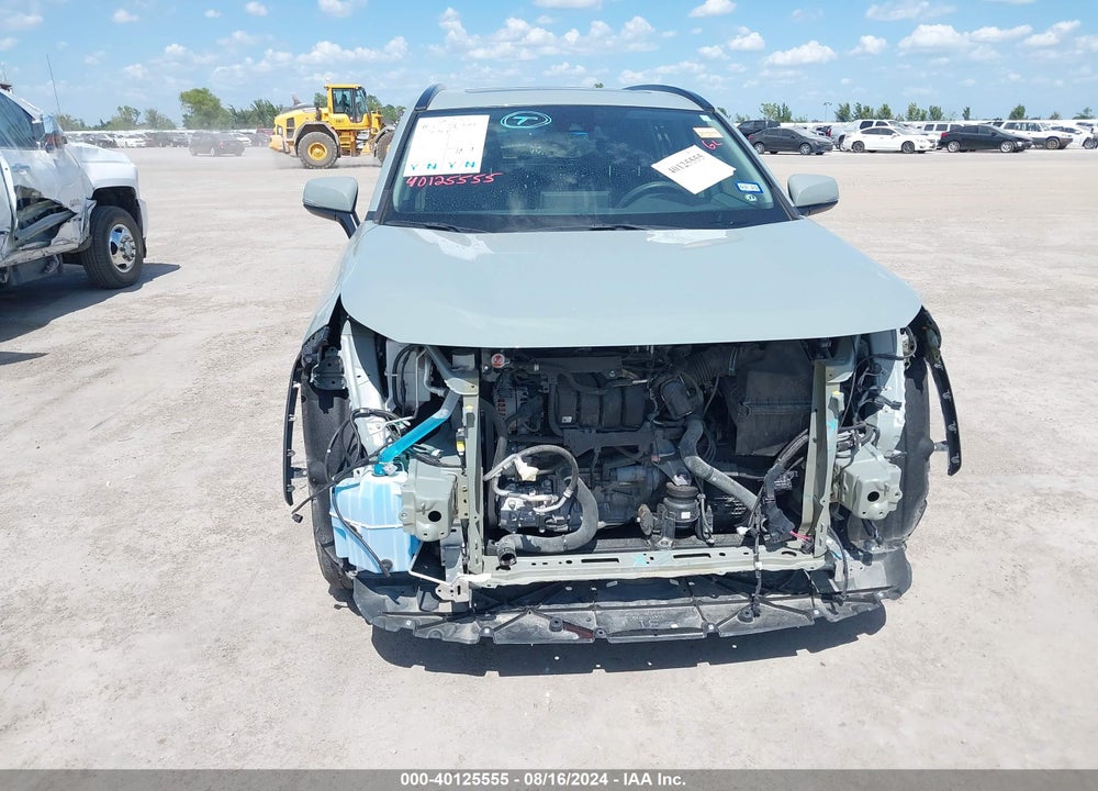 2019 TOYOTA RAV4 XLE VIN: 2T3W1RFV2KW046555
