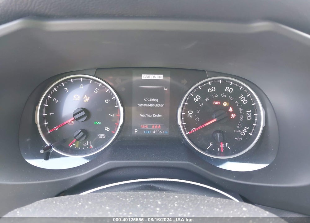 2019 TOYOTA RAV4 XLE VIN: 2T3W1RFV2KW046555