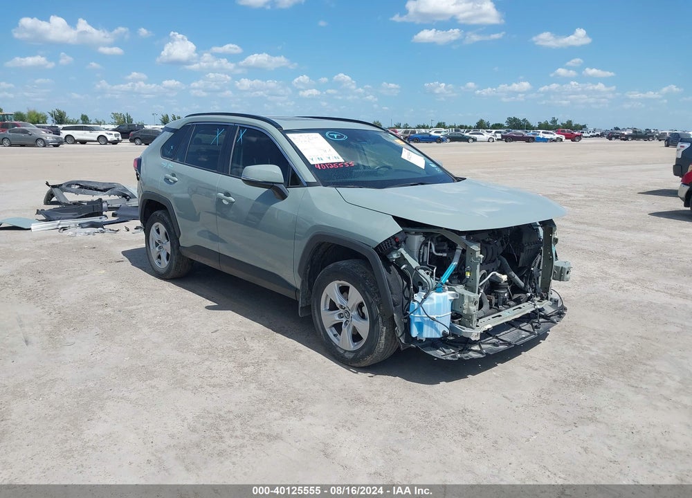 2019 TOYOTA RAV4 XLE VIN: 2T3W1RFV2KW046555