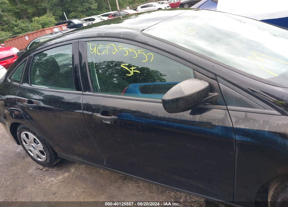 2016 FORD FOCUS S VIN: 1FADP3E23GL219039