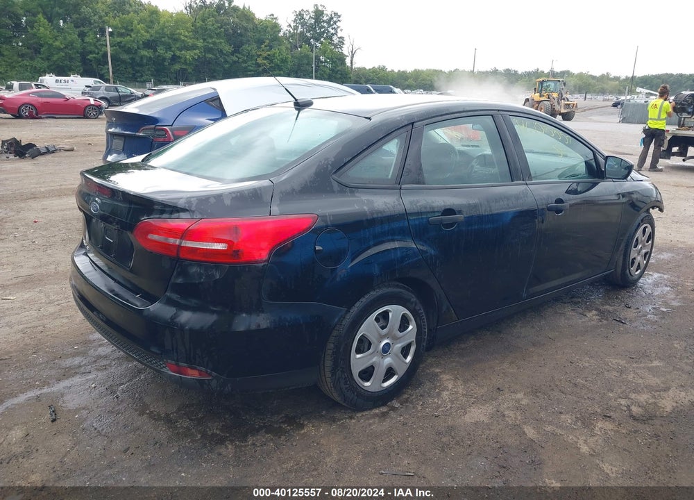 2016 FORD FOCUS S VIN: 1FADP3E23GL219039