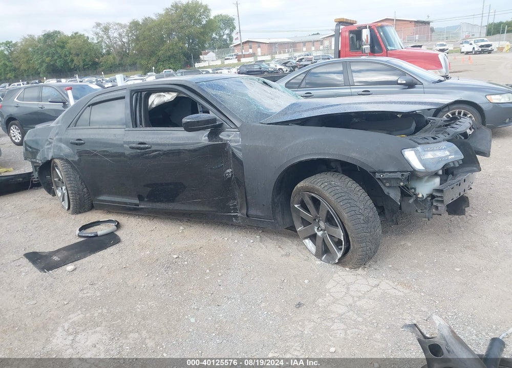 2014 CHRYSLER 300 300S VIN: 2C3CCAGG5EH381607
