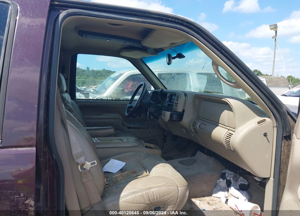 1997 CHEVROLET TAHOE LS VIN: 1GNEK13R0VJ350057